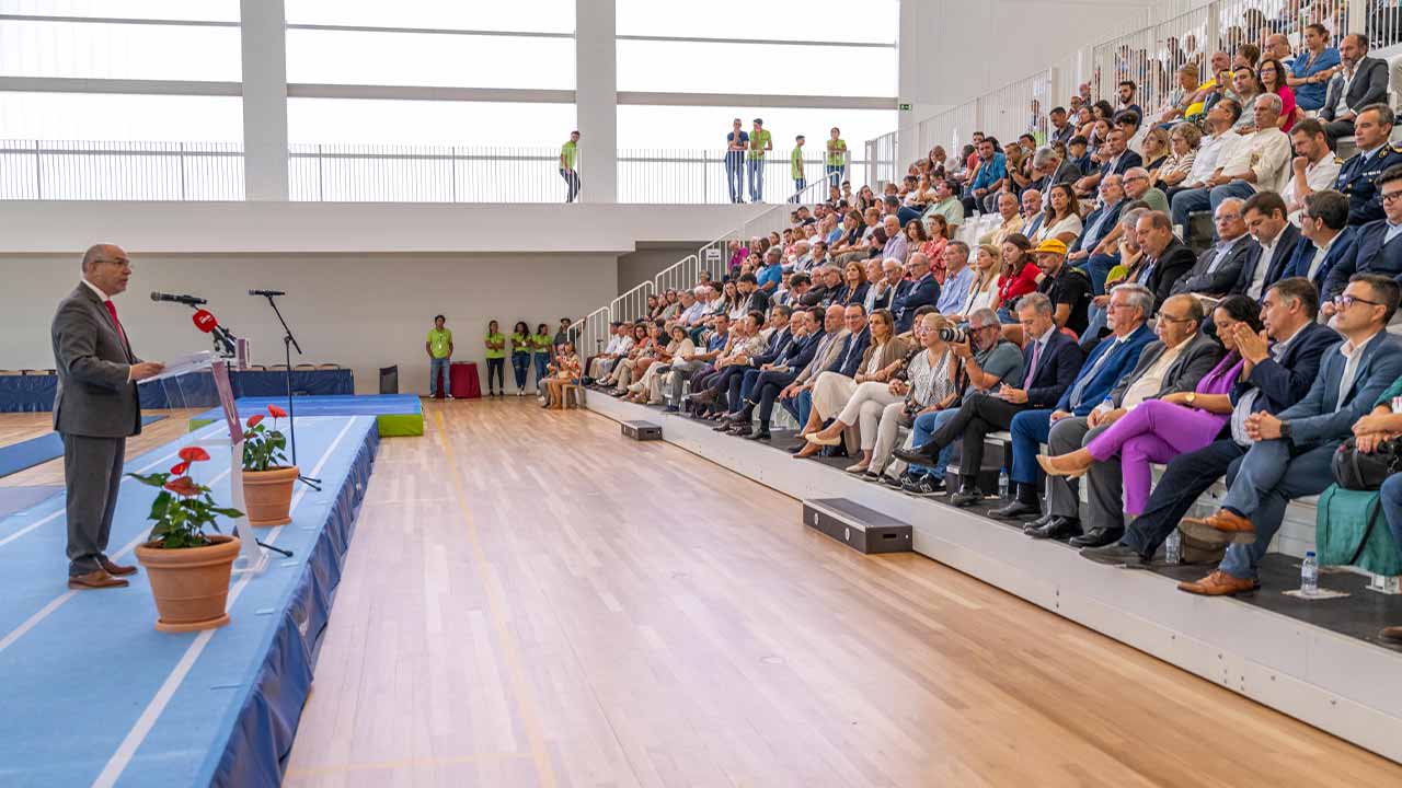 Pedro Duarte, ministro dos Assuntos Parlamentares esteve presente na cerimónia de inauguração do Pavilhão Multiusos de Almancil, equipamento no valor de 16,5 milhões de euros.
