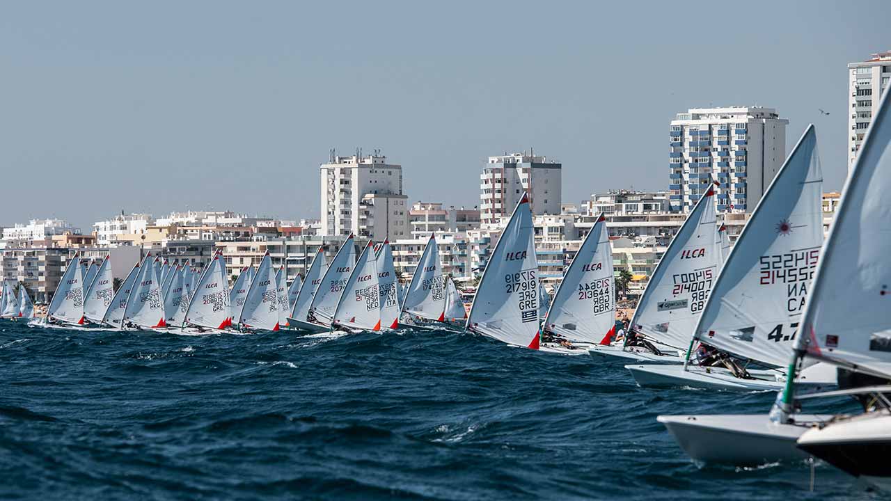 As águas de Vilamoura foram o local escolhido para acolher o Campeonato do Mundo da Juventude de Vela, onde se esperam mais de 600 atletas de 70 países.