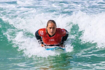 Ficando a um heat do World Tour 2025, a surfista Yolanda Hopkins alcançou o 3.º posto no Saquarema Pro, prova brasileira do Circuito Challenger Series 2024, cedendo na meia-final frente a Vahine Fierro.