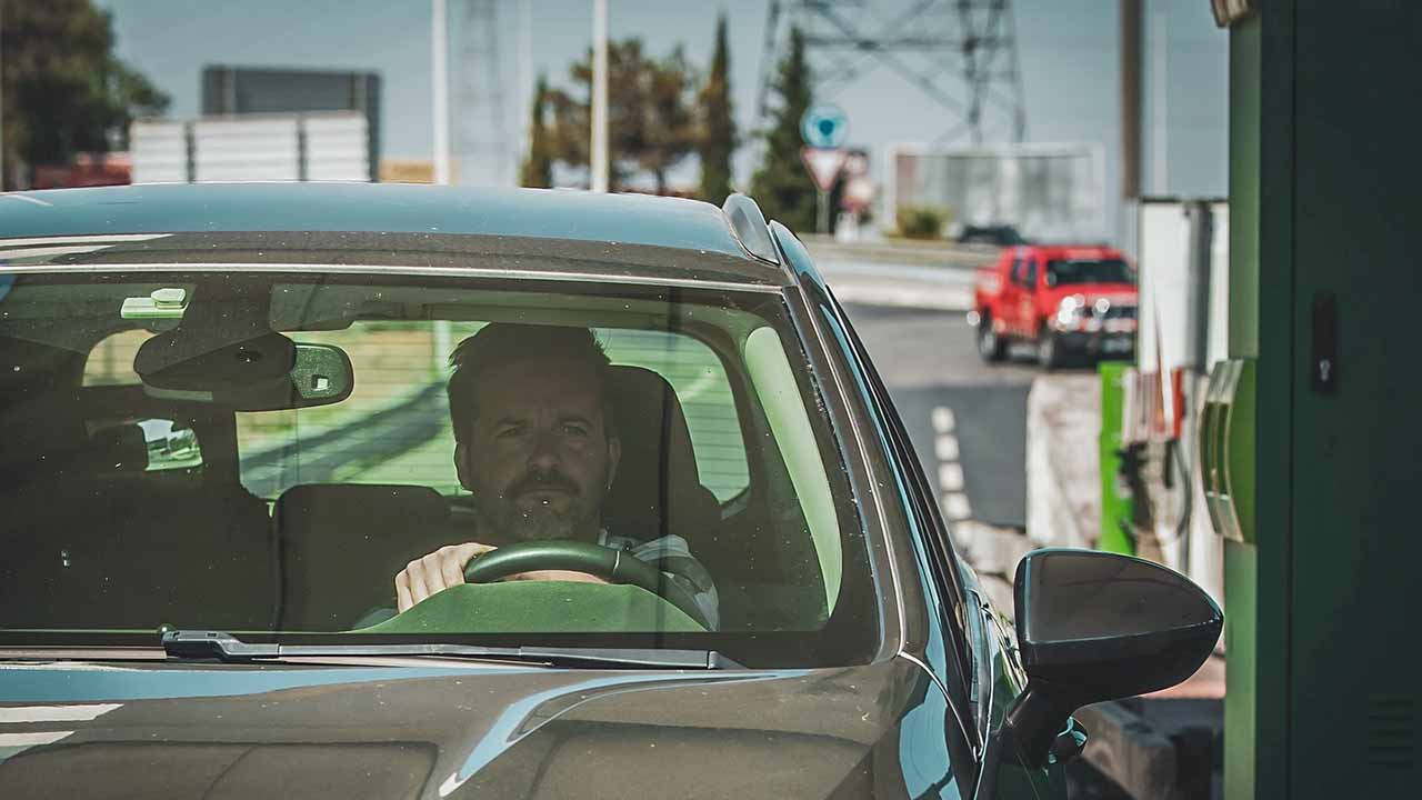 A companhia Lama Teatro estreia o espetáculo «A minha casa é a A2», sexta-feira, no Teatro Ibérico, em Lisboa. É uma reflexão «sobre a sensação de estar entre dois sítios e sobre o sentido de pertença», anunciou a companhia algarvia.