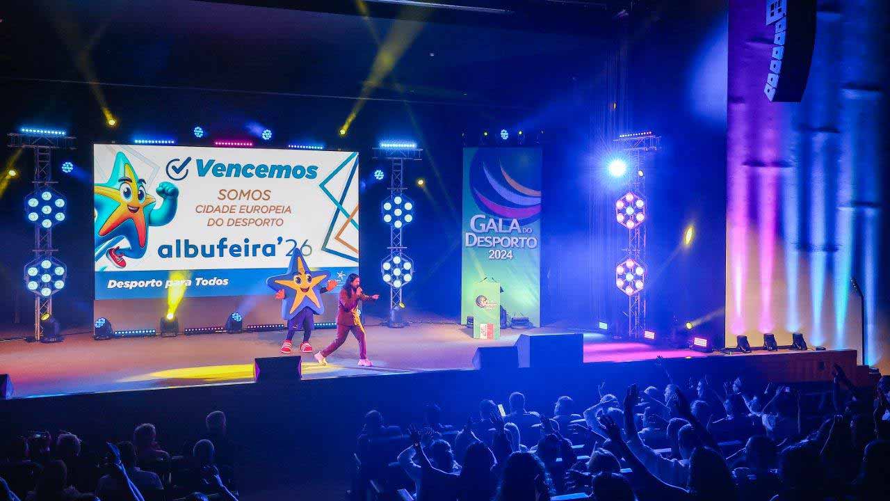 A carta da ACES-Europe que anunciou a vitória de Albufeira à candidatura a Cidade Europeia do Desporto 2026, galvanizou toda a Gala do Desporto ocorrida ontem à noite, no Palácio de Congressos do Algarve.