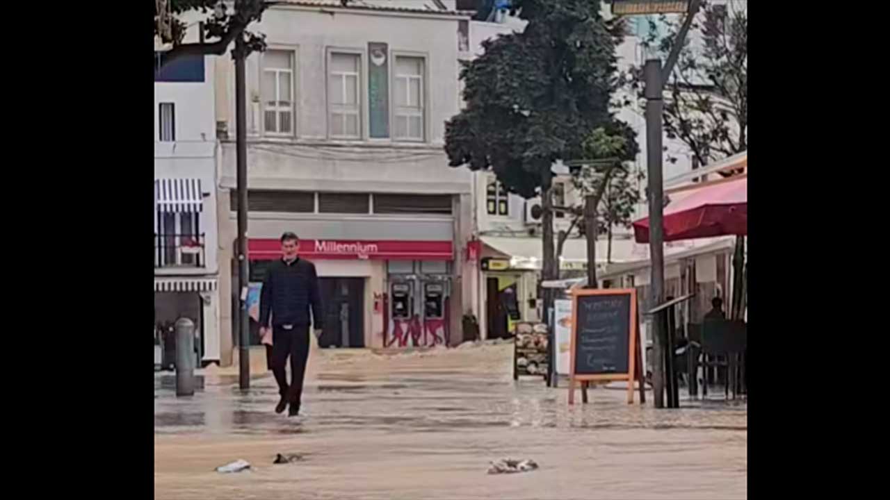Os concelhos de Albufeira e Olhão foram os mais afetados pela chuva intensa que se fez sentir no Algarve, num total de 13 ocorrências.