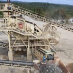 Algarbritas, S.A., combina a exploração de uma pedreira com outras áreas de negócio complementares, como a produção de pré-fabricados inovadores em betão e a gestão de resíduos.