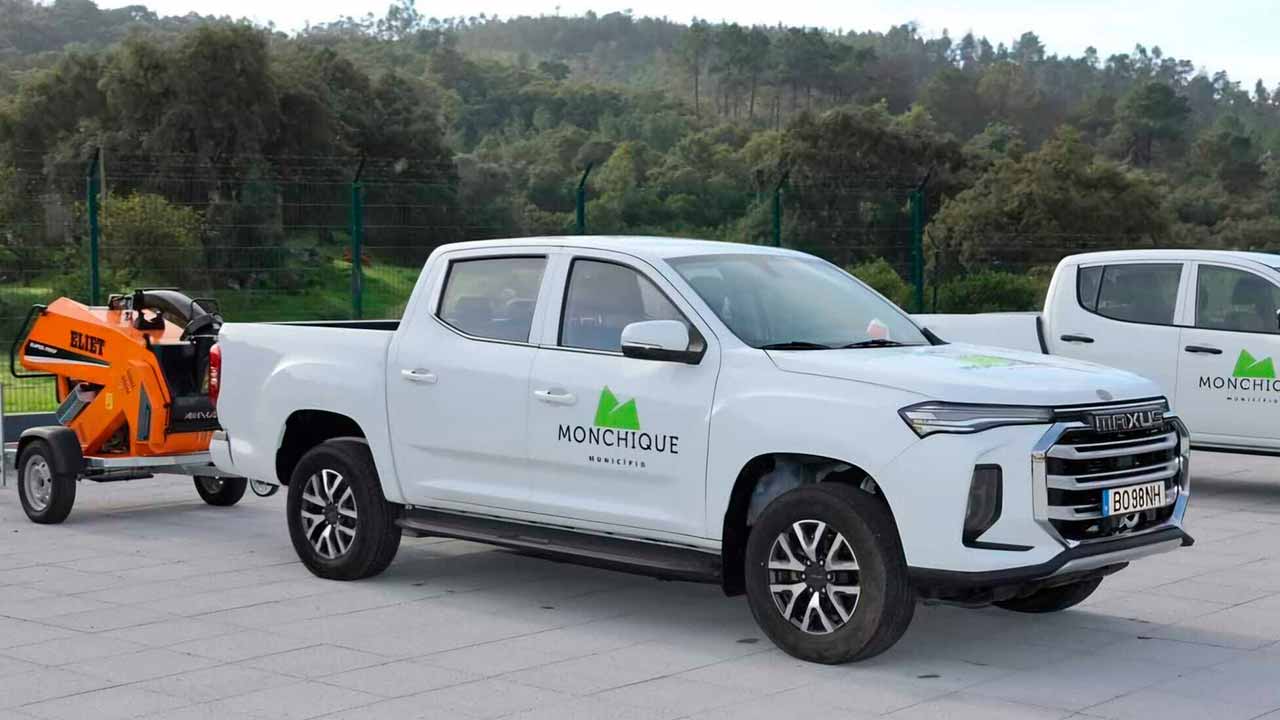 Os serviços municipais de Monchique foram reforçados com duas novas viaturas elétricas, contribuindo para uma maior eficiência energética.