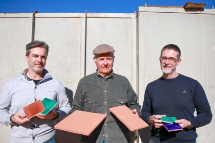 A fábrica de cerâmica fundada em 1985, na Fonte Salgada, concelho de Tavira, herdeira de uma tradição que remonta há pelo menos três gerações da família Faustino, está a passar por uma revolução.