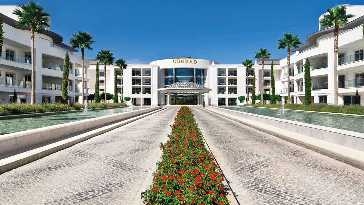 A Quinta do Lago, o principal resort de lifestyle de luxo da Europa, aumentou ainda mais a sua oferta de cinco estrelas com a aquisição do Conrad Algarve, foi hoje anunciado.