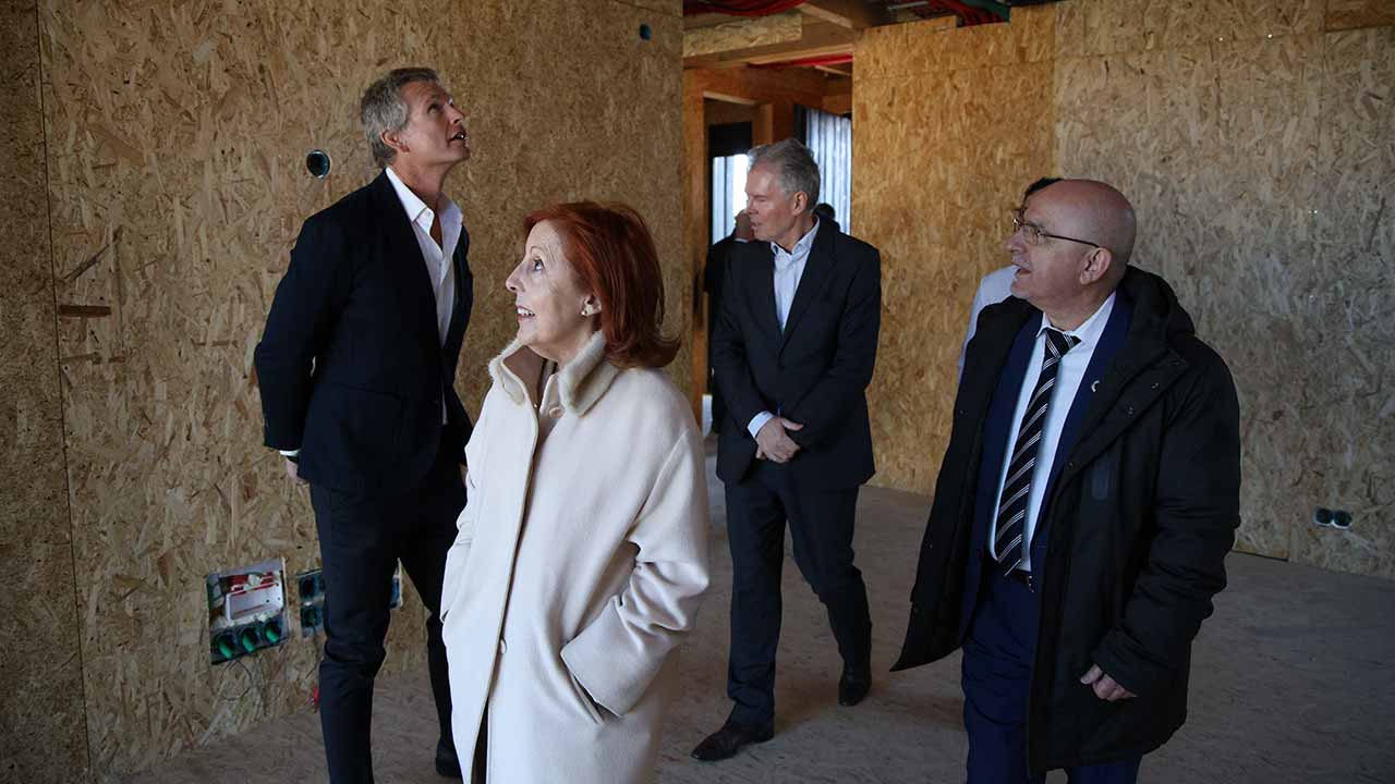 Maria da Graça Carvalho, ministra do Ambiente e Energia, visitou o empreendimento Arcaya, em Vilamoura, que se diferencia pela abordagem de construção sustentável e boas práticas ambientais.