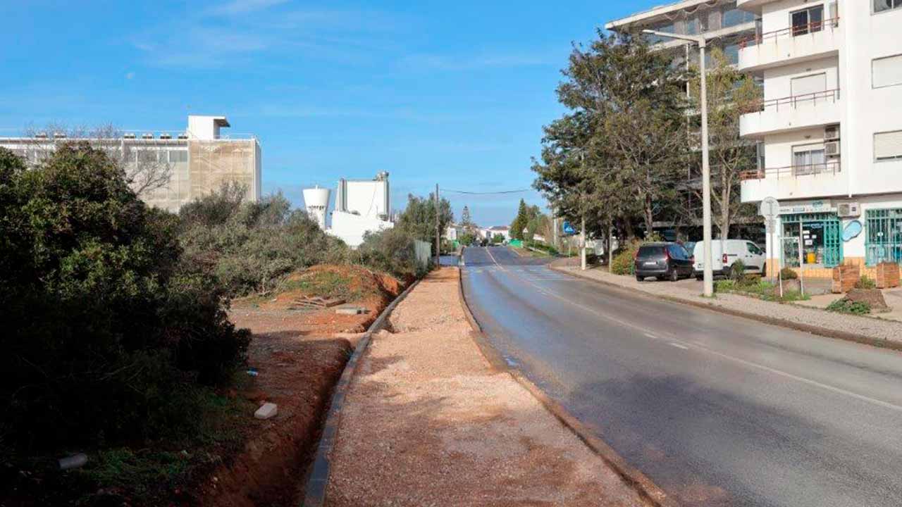 Reforço da mobilidade pedonal e promoção de uma cidade mais acessível e inclusiva são os objetivos de Portimão com as intervenções nos novos passeios.