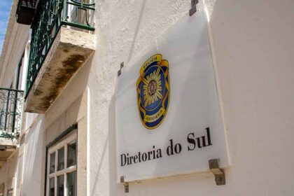 A Polícia Judiciária (PJ) deteve um homem de 39 anos suspeito de um crime de violação ocorrido na madrugada de terça-feira em Vila Real de Santo António (VRSA).