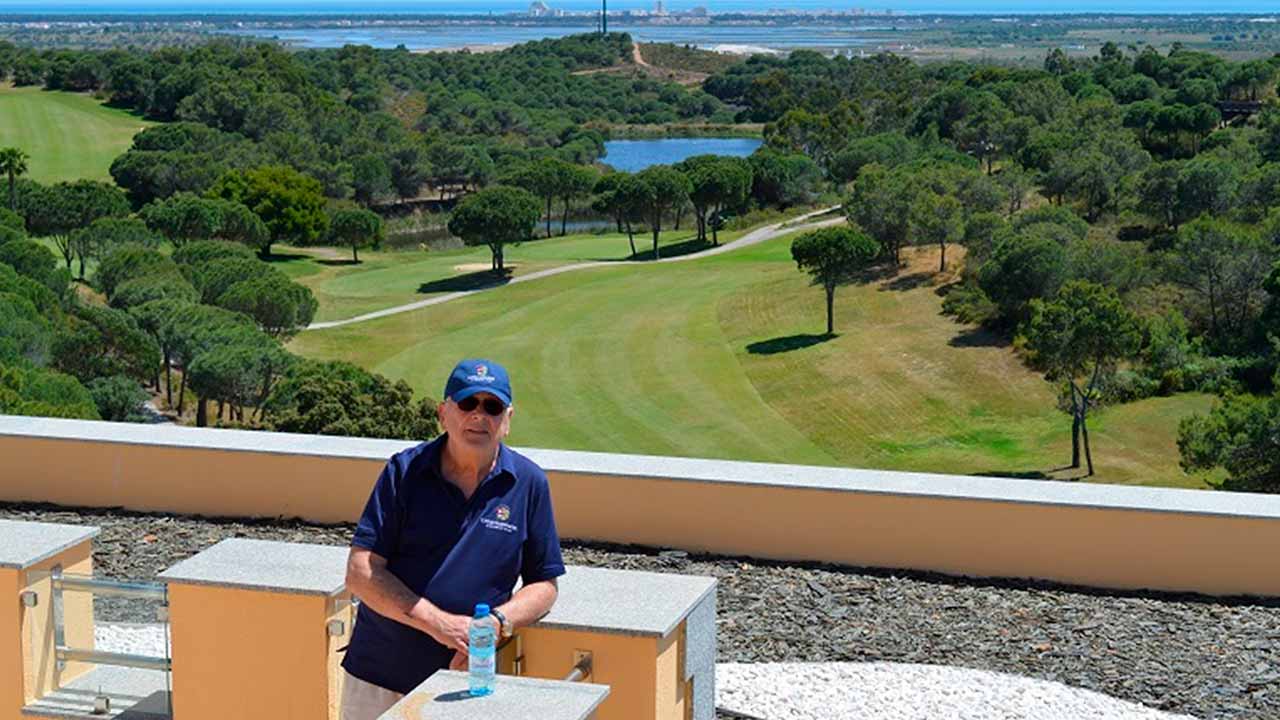 Willem van Kooten, fundador do Castro Marim Golfe & Country Club, faleceu aos 83 anos de idade, informou hoje, em comunicado, o diretor-geral do projeto turístico e desportivo, David Martins.