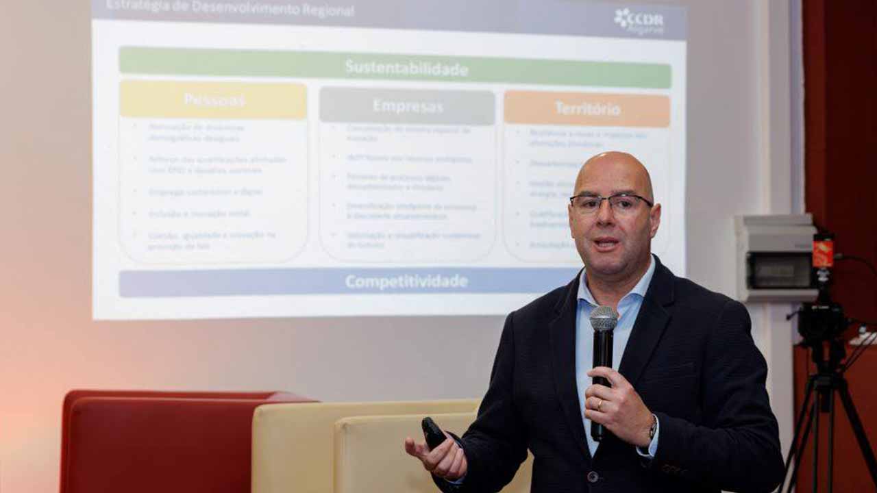 Foram vários os momentos da 9.ª Mostra Silves Capital da Laranja que contaram com os membros da CCDR Algarve, como a «Conferência XXI», o debate para PMEs e o seminário sobre as alterações climáticas.