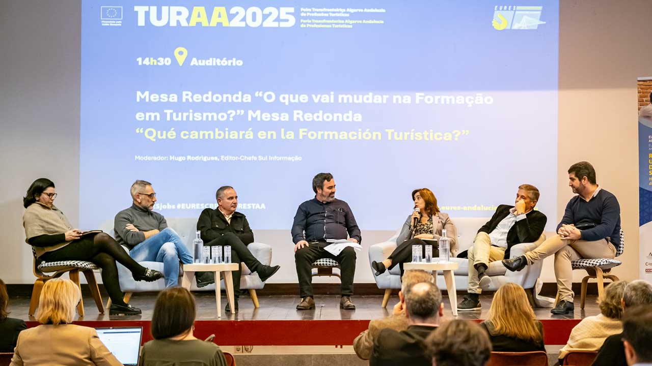 A Feira Transfronteiriça Algarve-Andaluzia de Profissões Turísticas – TUR AA 2025 foi um sucesso para benefício das duas regiões vizinhas.