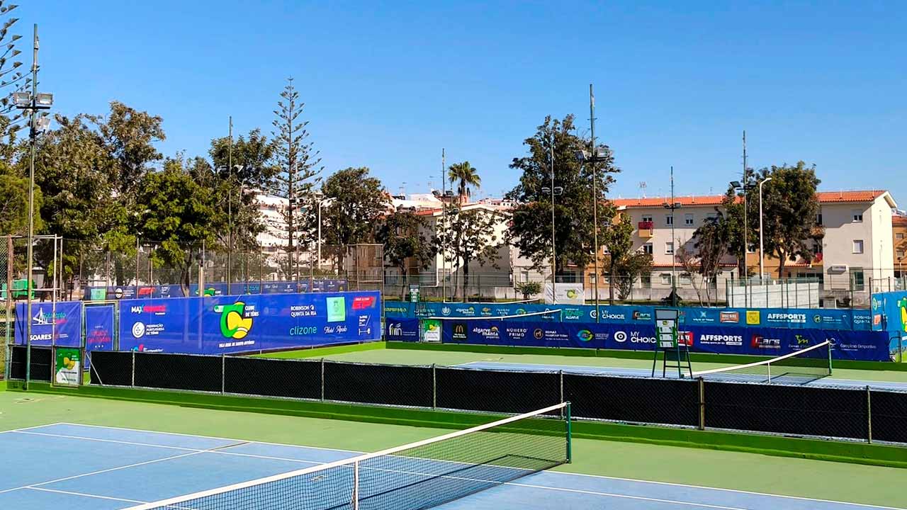 Open Internacional de Ténis de Vila Real de Santo António (VRSA) reforça, pela terceira vez, o estatuto desportivo do município, sendo que este ano distribui 60 mil euros em prémios.