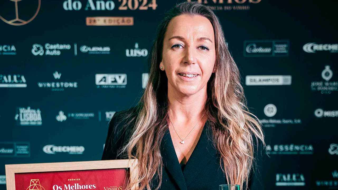 A região do Algarve destacou-se nos «Melhores do Ano 2024» da Revista de Vinhos, com o «Ocean» a ser eleito «Restaurante do Ano» e Joana Reis, do restaurante «Avenida», a ser distinguida com «Sommelier do Ano».