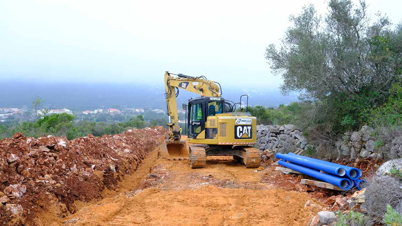 Investimento superior a meio milhão de euros na eficiência hídrica de São Brás de Alportel traduz-se na substituição do Sistema Adutor do Corotelo.
