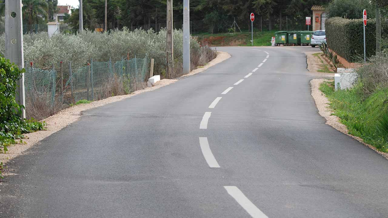 Num investimento de 492 mil euros, Tunes já conta com uma rede de abastecimento de água e de saneamento requalificada, bem como novas estradas e caminhos pavimentados.