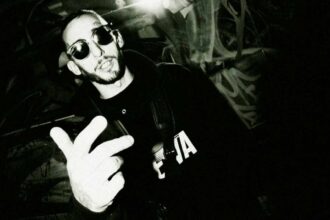 Fundada por um dos mais influentes artistas e embaixadores do hip-hop farense, Billy Fresh, a Capital One vai inaugurar o seu espaço e junta forças com a WallRide para criar pontes entre a justiça social, o skate, e a cultura urbana.