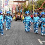 No segundo dia de Carnaval de Loulé, 15 carros alegóricos animaram os cerca de 10 mil visitantes que se juntaram na Avenida José da Costa Mealha.
