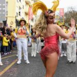 No segundo dia de Carnaval de Loulé, 15 carros alegóricos animaram os cerca de 10 mil visitantes que se juntaram na Avenida José da Costa Mealha.