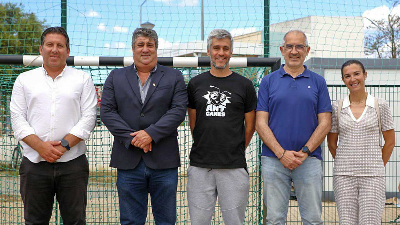 A Escola EBI de Ferreiras acolheu, esta quarta-feira, 14 de maio, a 2.ª edição dos «ANT GAMES» – Dia Olímpico.