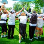 Dezenas de crianças e idosos cumpriram a tradição e juntaram-se para assinalar o Dia da Espiga, a Quinta-Feira de Ascensão, em Albufeira.