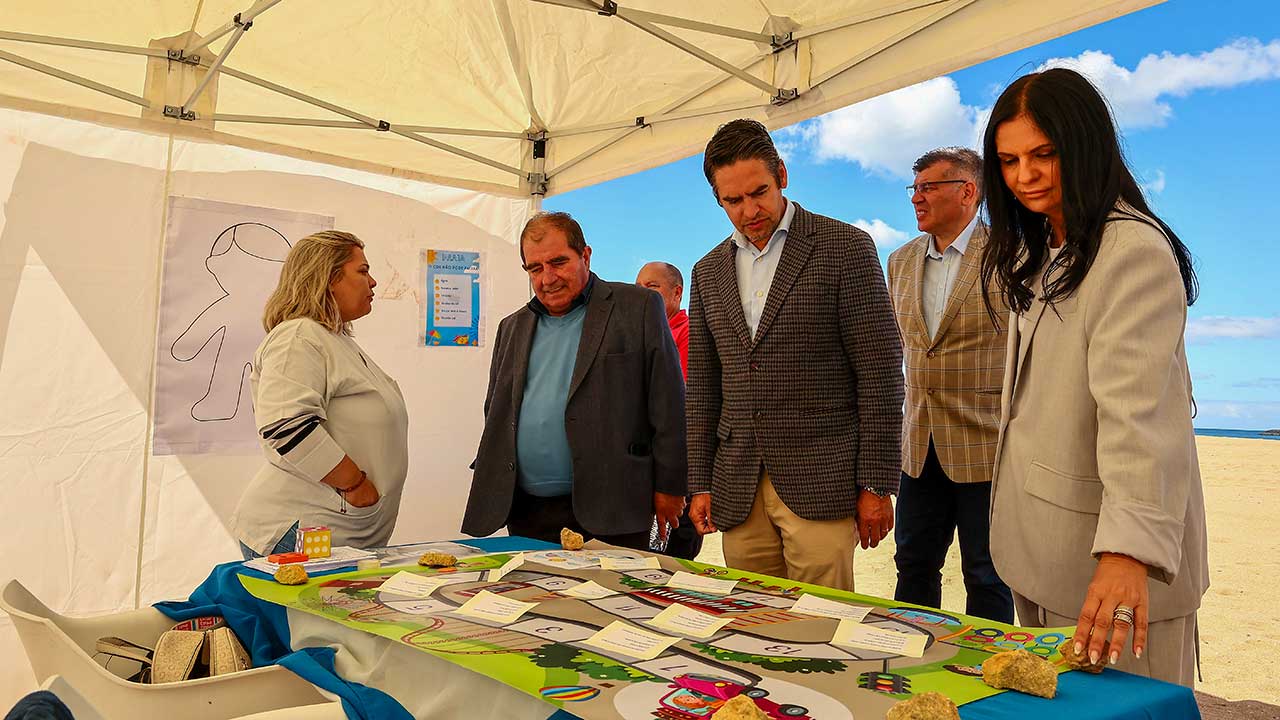 Uma vez mais, 15 de maio foi o dia escolhido para o começo oficial da época balnear em Albufeira, com uma cerimónia na Praia dos Pescadores.