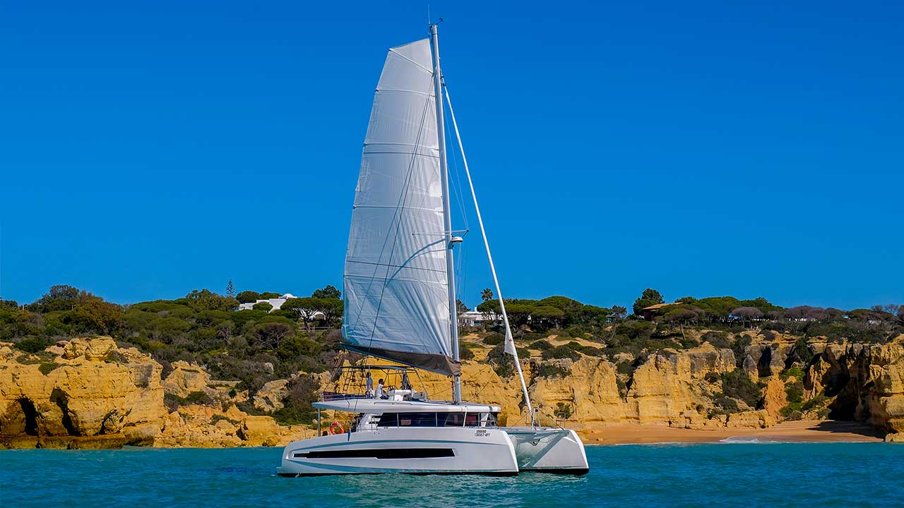 A AlgarExperience – Enjoy the Sea anuncia entrada da Lince Capital enquanto investidor estratégico e aposta no reforço do turismo marítimo no Algarve.