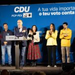 Catarina Marques, cabeça de lista da CDU pelo Algarve, disse ontem num comício em Faro que «é preciso e é possível recuperar o deputado» comunista eleito pela região.