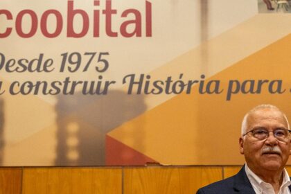 A Coobital – Cooperativa de Construção e Habitação Económica Farense comemora no sábado, dia 10 de maio, o seu 50.º aniversário, assinalando cinco décadas de dedicação à promoção de habitação cooperativa, digna e solidária no Algarve.