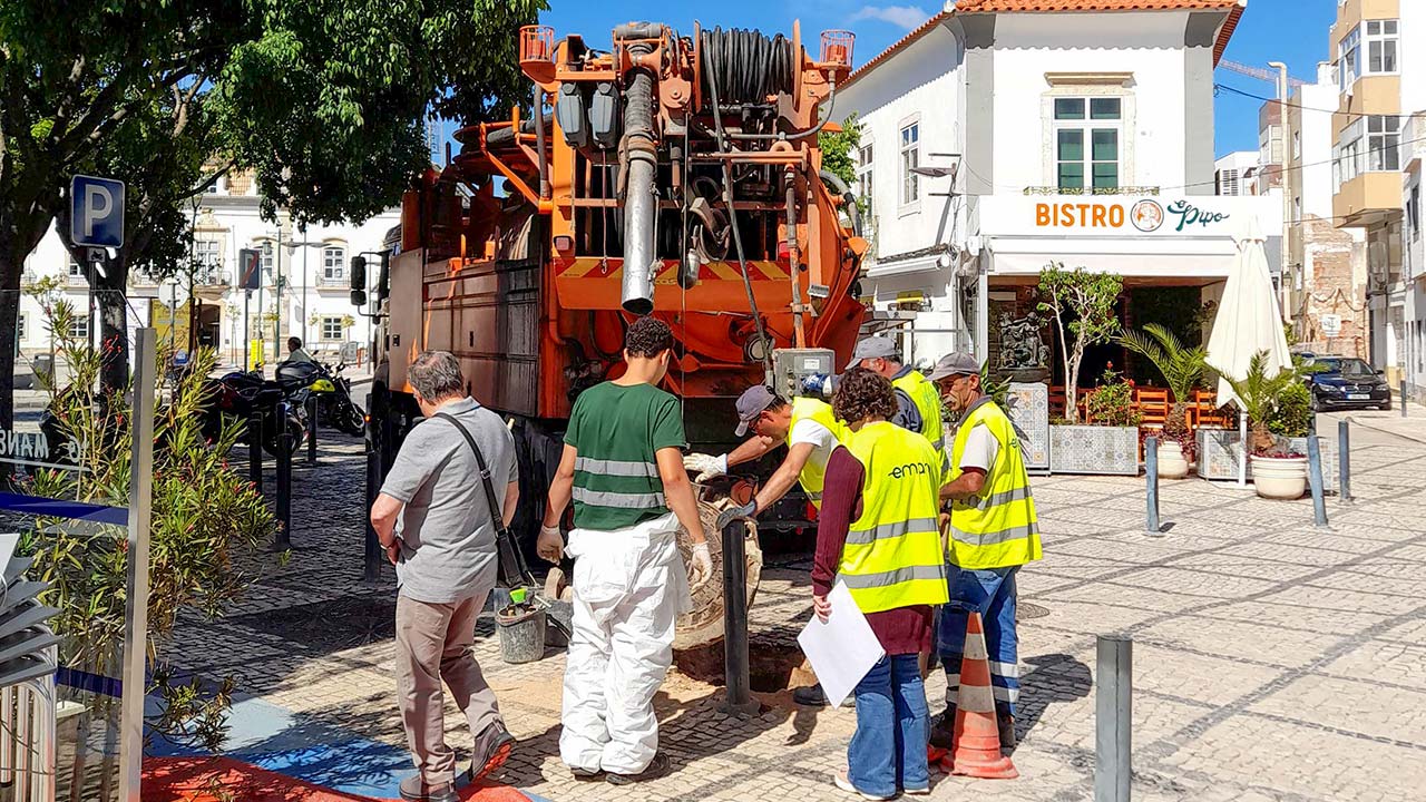 A EMARP iniciou a reabilitação de infraestruturas de saneamento para combater a intrusão de água salgada na rede em Portimão e Alvor.