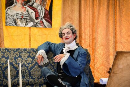 Vila Real de Santo António vai regressar entre sexta-feira e domingo ao século XVIII, com a realização do Festival Setecentista, que conta com um cortejo, recriações históricas ou animação de época, anunciou hoje o município.