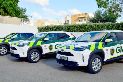 A Câmara Municipal de Loulé entregou ao Comando da Guarda Nacional Republicana (GNR) três novas viaturas para reforço do patrulhamento.