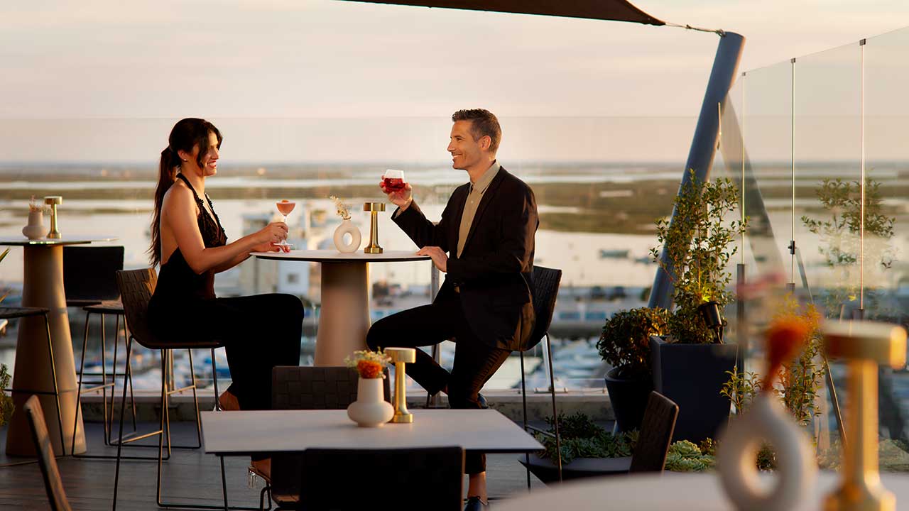 O Hotel Faro & Beach Club prepara-se para iniciar um novo capítulo, dando continuidade ao legado construído sob a liderança da família Hipólito.