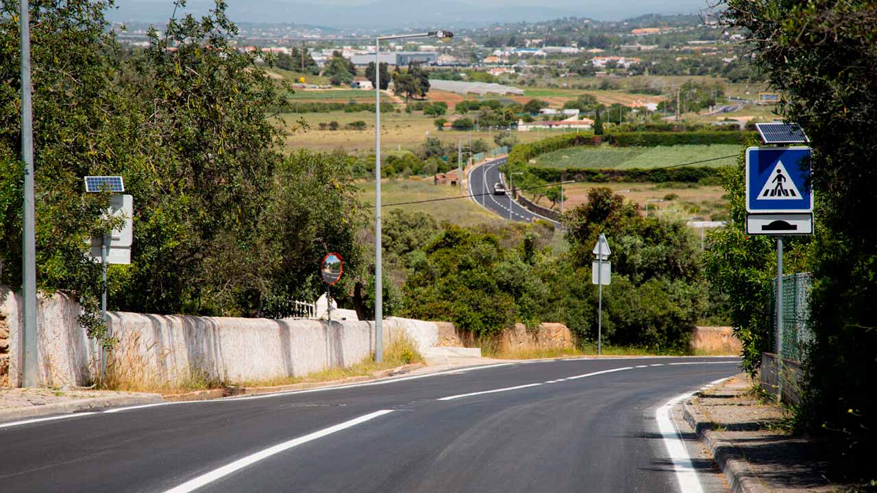 Lagoa deu mais um passo na eficiência hídrica do concelho com a empreitada de substituição da conduta adutora Cerca da Lapa – Sesmarias, num investimento de mais de 1 milhão de euros.