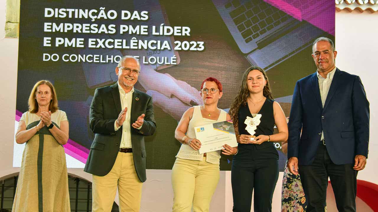 O IAPMEI e o Turismo de Portugal distinguiu 129 empresas de Loulé, de diversos setores, com os selos PME Líder e PME Excelência.