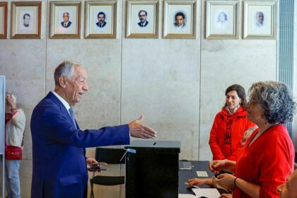Marcelo Rebelo de Sousa apelou hoje ao voto, lembrando que nos próximos 12 meses não pode haver eleições, em Vila Real de Santo António.