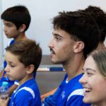 O presidente da Câmara Municipal de Lagoa, Luís Encarnação, recebeu hoje os atletas da ACD CHE Lagoense que, ao longo da época, conquistaram títulos nacionais na modalidade de badminton.