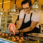 O AIR do W Algarve convida a desfrutar de finais de tarde com opções de comida ao ar livre, cocktails artesanais e eventos temáticos vibrantes, a partir do dia 18 de junho.