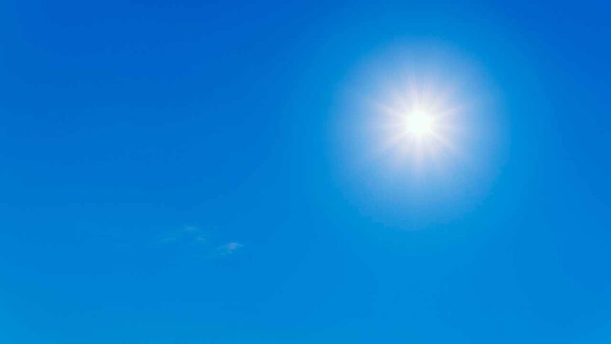 Perante a previsão de temperaturas que podem chegar aos 37 graus, o IPMA coloca a região do Algarve sob aviso amarelo no sábado e domingo.