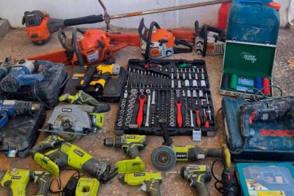 Os militares da GNR recuperaram vários bens de uma garagem furtada em Arroteia, em Boliqueime, após a mesma ter sido arrombada.