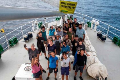 A Greenpeace exigiu que as empresas mais poluentes paguem mais impostos, para proteger o planeta, na véspera da 4.ª Conferência Internacional sobre Financiamento ao Desenvolvimento (FFD4) das Nações Unidas, que se realiza em Sevilha, Espanha.