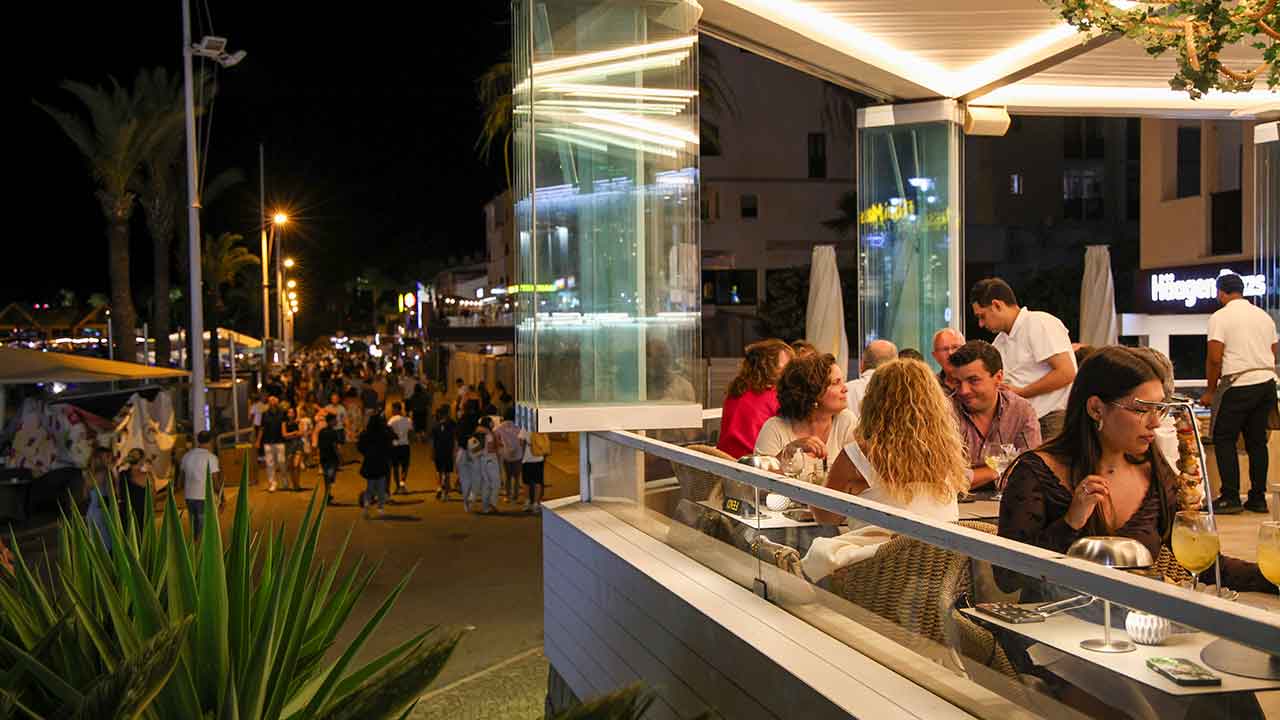 Hélder Martins, presidente da AHETA, diz que a hotelaria do Algarve «não está numa competição para preços baixos», mas sim para «preços médios altos».