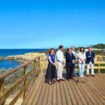 O Miradouro da Praia do Castelo é o novo ponto de observação e descanso para fruição da paisagem costeira em Albufeira.