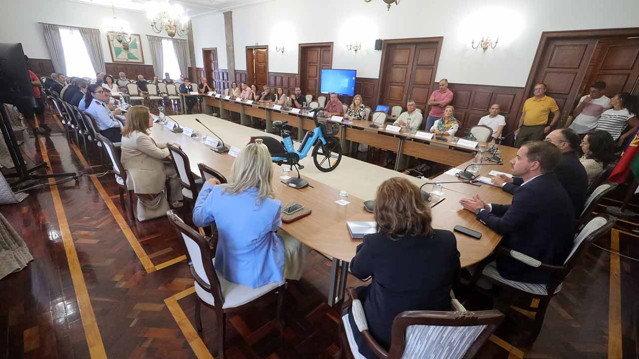 Portimão deu mais um passo no seu compromisso com a mobilidade urbana sustentável através da assinatura de Acordo de Compromisso.