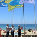 A Bandeira Azul e a Bandeira «Praia Acessível» já hasteia em algumas praias de Lagos, zonas que serão palco de uma campanha de sensibilização ambiental ao longo da época balnear.