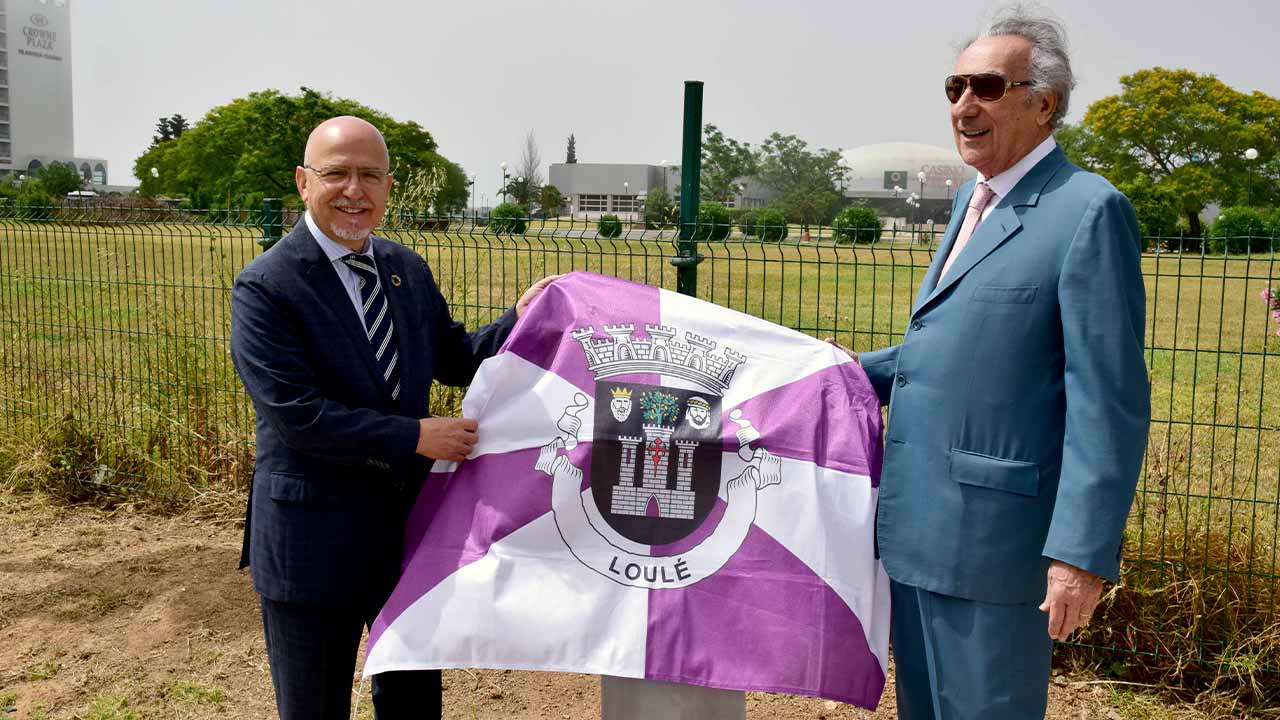 O nome do empresário Stefano Saviotti já figura na toponímia de Vilamoura, numa homenagem do município de Loulé ao dono do grupo Dom Pedro.