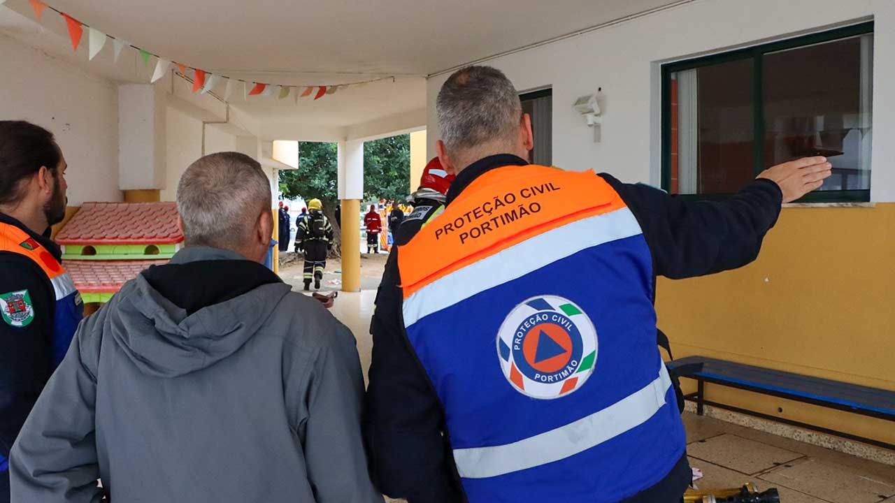 A celebrar dez anos o programa municipal «A Escola e os Riscos… Preparar para Proteger!» envolveu mais de 100 mil alunos e docentes.