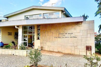 Vila Real de Santo António (VRSA) deu um passo significativo no reforço dos cuidados de saúde no concelho para fixar médicos e reforçar o acesso à saúde.