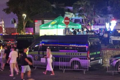 A GNR realizou, na noite de ontem, 26 de julho, uma operação especial de prevenção criminal em Albufeira, nos locais de diversão noturna.