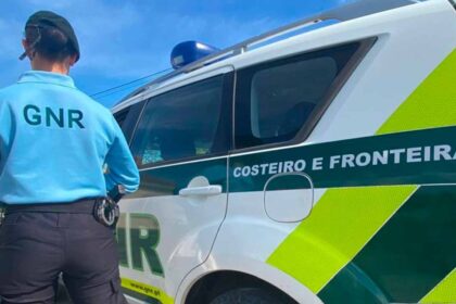 Um homem de 29 anos foi detido em Lagoa pela GNR por se encontrar ilegalmente em território nacional, após uma ação de fiscalização.